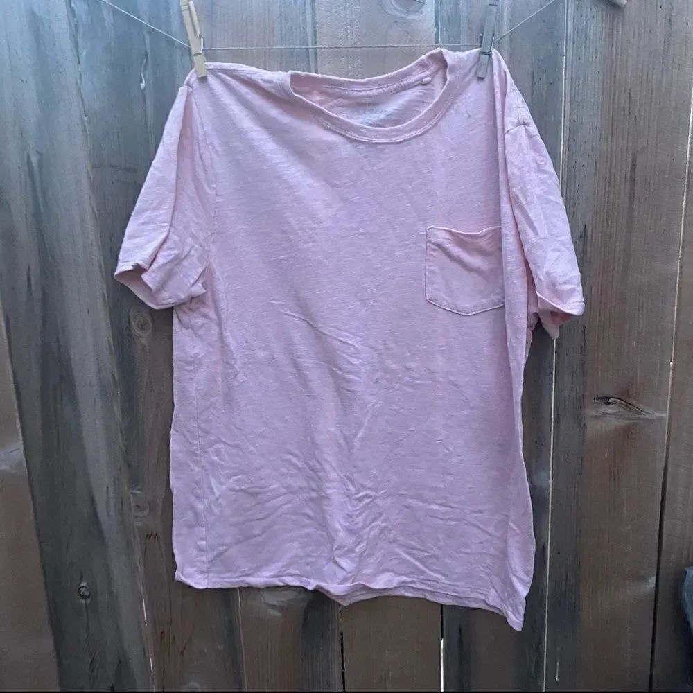 Lucky Brand pink men’s T-shirt size large